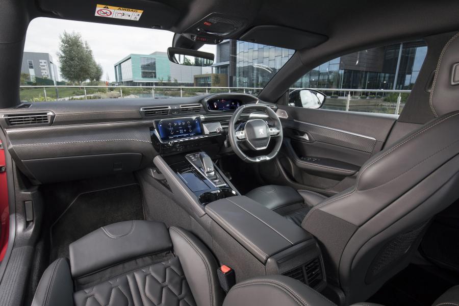  Peugeot 508 GT 2018 года  (UK) (фото 11 из 33)
